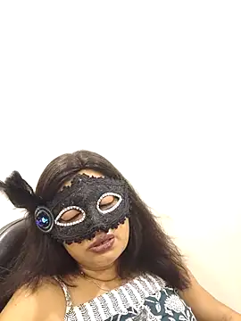 Cute-richa1 online show from 04/18/26, 07:58