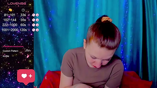 LillyRayRay online show from 11/25/25, 04:23