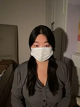 Snapshot of RR-38 chatting on 11/16/25, 10:54 RR-38 online show from 11/16/25, 10:54