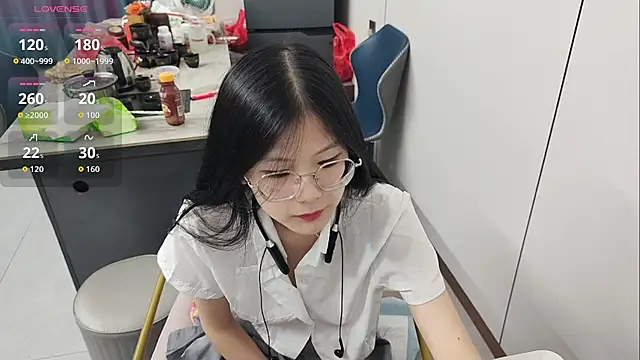xlin-baby online show from 05/20/26, 04:35