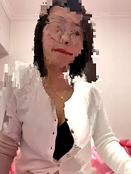 xiaoling2358 online show from 11/24/25, 01:44