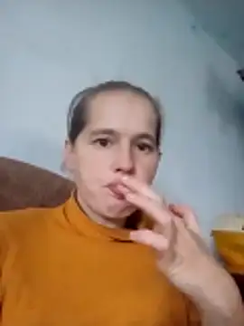 Snapshot of MelisaaRain chatting on 12/01/25, 07:57 MelisaaRain online show from 12/01/25, 07:57