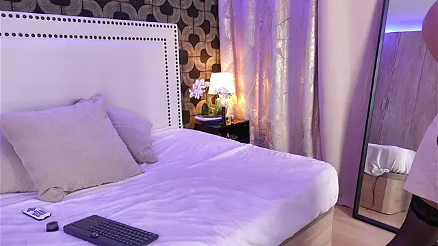 AlexaWhatson online show from 02/23/26, 09:34