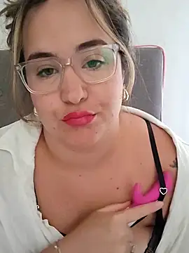 iviiiiiiiiiii online show from 12/02/25, 05:19