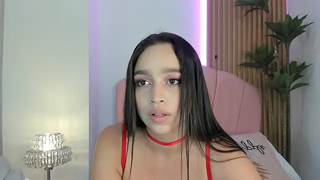 zoe quinn7 online show from 12/05/25, 07:54