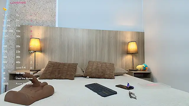 Snapshot of mature_eva1 chatting on 01/18/26, 11:14 mature eva1 online show from 01/18/26, 11:14