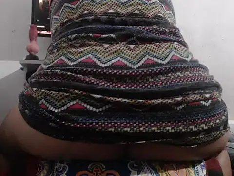 Snapshot of Liz_dark_secret chatting on 12/14/25, 08:41 Liz dark secret online show from 12/14/25, 08:41