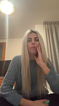 Snapshot of feliciafelon chatting on 02/01/26, 08:51 feliciafelon online show from 02/01/26, 08:51