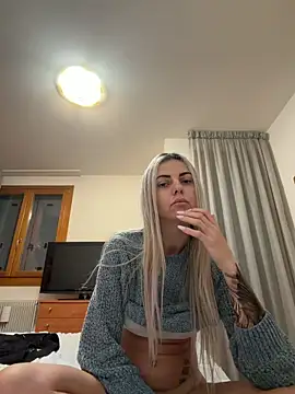 Snapshot of feliciafelon chatting on 02/23/26, 06:49 feliciafelon online show from 02/23/26, 06:49