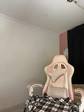 Sophie wyld online show from 12/16/25, 12:04