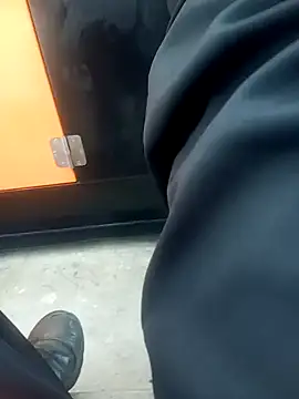 Jeison0323 online show from 04/25/26, 07:44