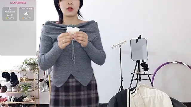 adele8731 online show from 11/20/25, 02:34