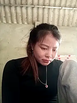 mon1-day online show from 12/02/25, 09:03