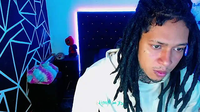 Snapshot of Zero-X9 chatting on 02/24/26, 09:35 Zero-X9 online show from 02/24/26, 09:35