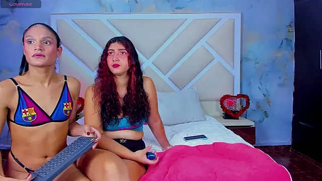 TrioPecadoVIP online show from 11/22/25, 06:45