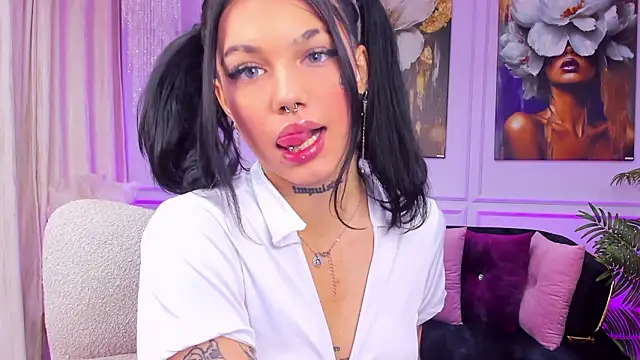 YasminWild online show from 02/10/26, 05:00