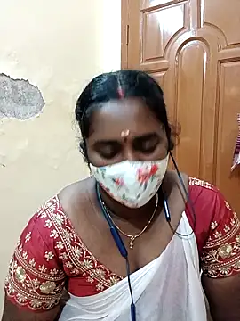 Snapshot of Tamil_Ranjini chatting on 05/16/26, 12:18 Tamil Ranjini online show from 05/16/26, 12:18