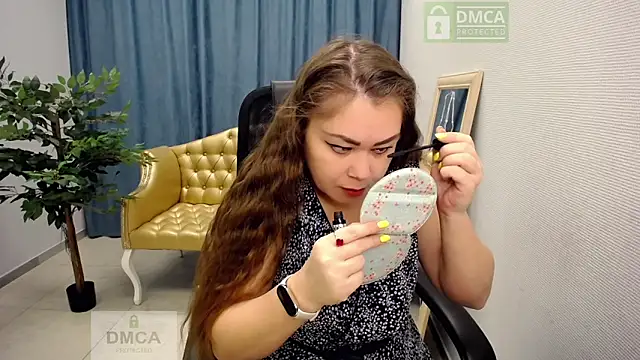 Susanna S online show from 12/22/25, 06:43