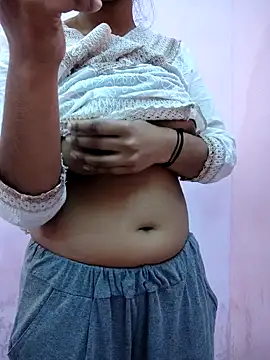 Snapshot of Anjudevi69 chatting on 12/16/25, 08:08 Anjudevi69 online show from 12/16/25, 08:08