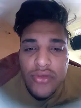 Snapshot of romeyosha chatting on 12/04/25, 06:44 romeyosha online show from 12/04/25, 06:44