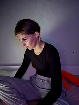 carolinakis  online show from 02/21/26, 08:32