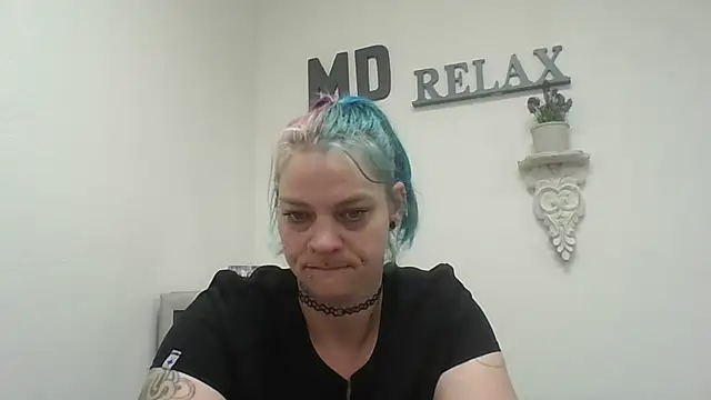 Snapshot of anitabonghit chatting on 05/11/26, 04:48 anitabonghit online show from 05/11/26, 04:48