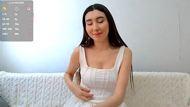 Snapshot of Alice_puff chatting on 01/18/26, 08:07 Alice puff online show from 01/18/26, 08:07