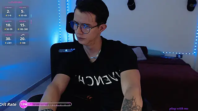Snapshot of Brandon_starkk chatting on 06/14/26, 02:35 Brandon starkk online show from 06/14/26, 02:35