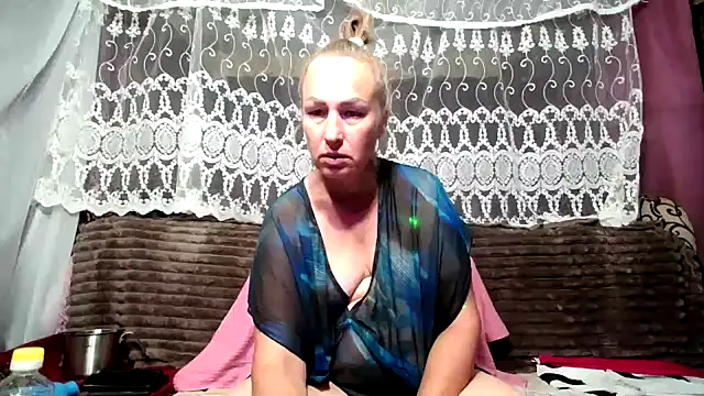 Kissingyouu online show from 06/27/26, 03:33