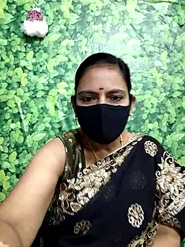 Queen-Neha online show from 12/18/25, 07:36