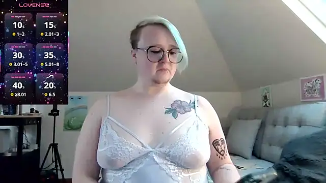 queerlyjaz online show from 02/16/26, 09:00