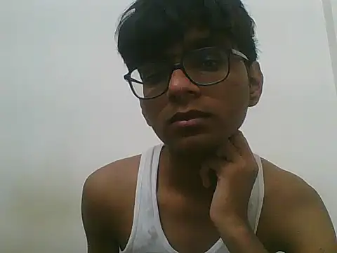 akshr1099 online show from 11/17/25, 10:59