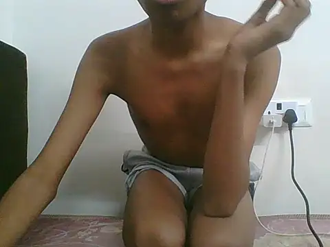 akshr1099 online show from 11/27/25, 08:33