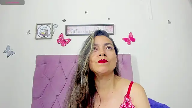  nanycute  online show from 04/03/26, 12:41