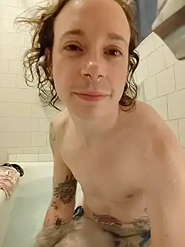 Snapshot of dragonlock chatting on 12/02/25, 03:23 dragonlock online show from 12/02/25, 03:23