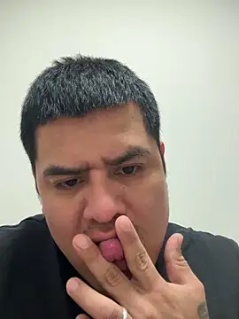 Pelotas2000 online show from 11/30/25, 05:55