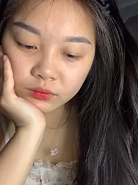 Baa-bee22 online show from 12/05/25, 01:36