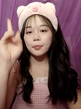 Baa-bee22 online show from 04/20/26, 01:19