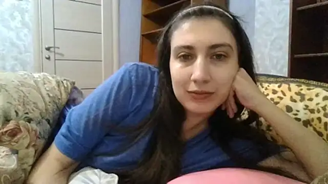 Snapshot of summerkathyy chatting on 11/17/25, 04:18 summerkathyy online show from 11/17/25, 04:18