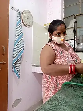 CUTE-LOVE-SWEETS online show from 04/01/26, 03:20