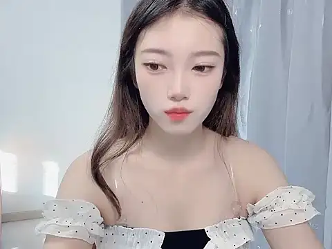 Snapshot of yuyayayu chatting on 11/18/25, 01:11 yuyayayu online show from 11/18/25, 01:11