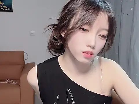 Snapshot of yuyayayu chatting on 11/18/25, 01:15 yuyayayu online show from 11/18/25, 01:15