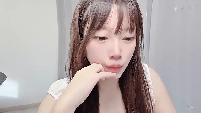 Snapshot of yuyayayu chatting on 12/01/25, 01:32 yuyayayu online show from 12/01/25, 01:32