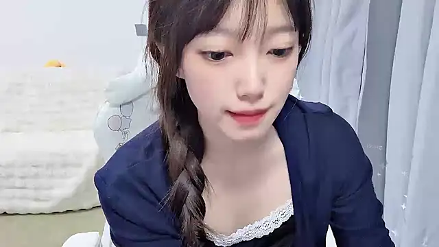 Snapshot of yuyayayu chatting on 01/06/26, 11:58 yuyayayu online show from 01/06/26, 11:58