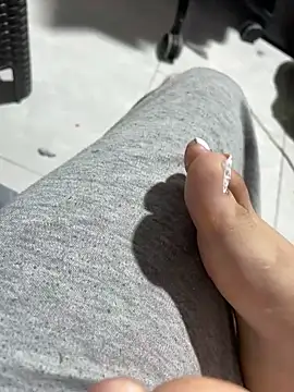 VioleeSaenz online show from 11/23/25, 04:56