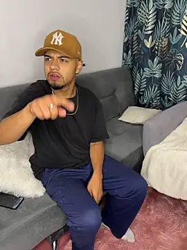 VioleeSaenz online show from 03/02/26, 05:19