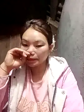 yu-zhen online show from 12/04/25, 09:23