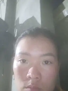 Snapshot of meomeo-00 chatting on 11/21/25, 10:58 meomeo-00 online show from 11/21/25, 10:58