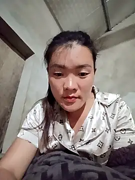 meomeo-00 online show from 12/15/25, 02:32