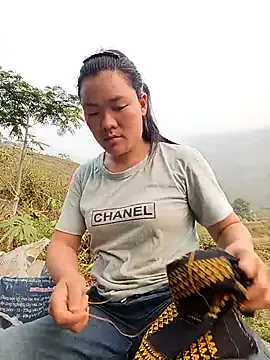 meomeo-00 online show from 04/15/26, 01:01